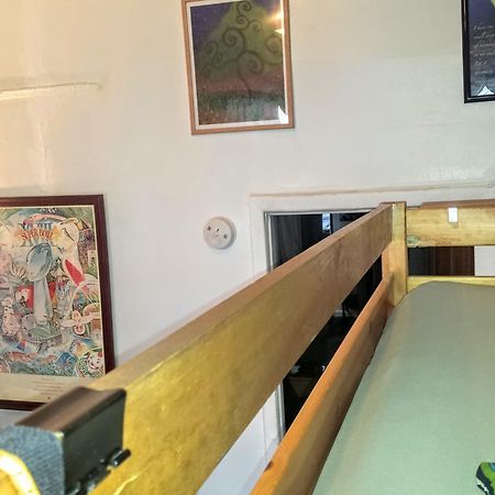 East Village Homestay Ню Йорк Екстериор снимка